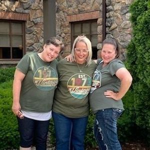 Meet your Posher, Lisa